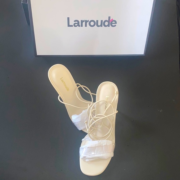 Larroude Gloria Sandal - Picture 3 of 4